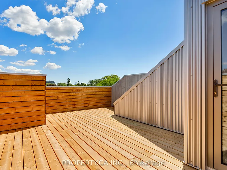 301 Keele St #2 — Photo 34