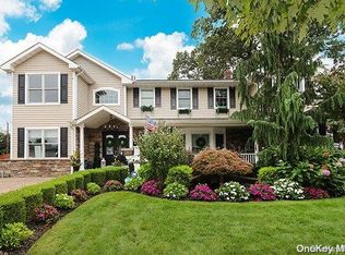 59 Saratoga Dr, Jericho, NY 11753