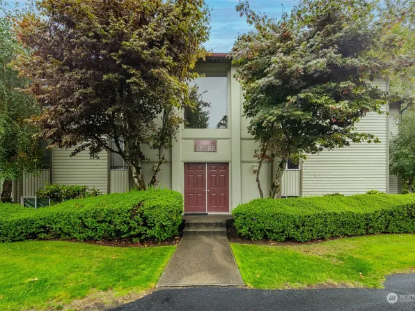 17534 151st Ave SE #10-18, Renton, WA 98058