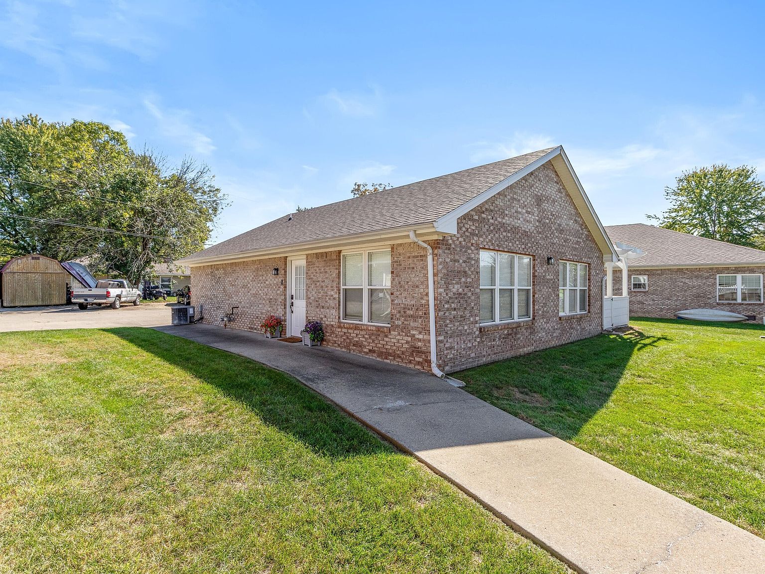 5584 N Sandy Creek Dr UNIT 8