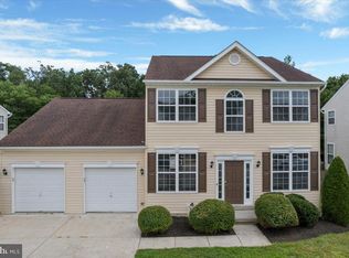 10209 Warfield St, White Plains, MD