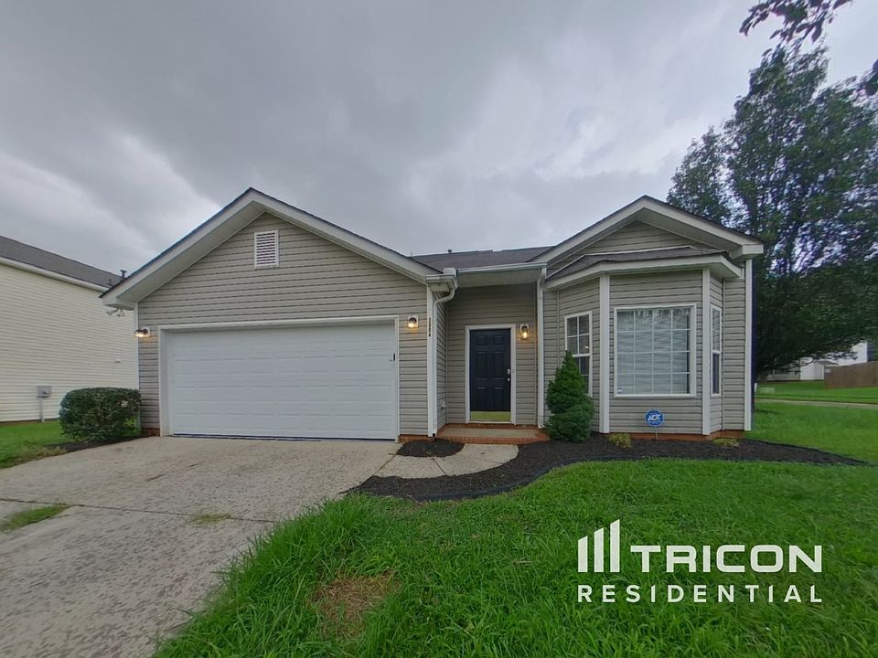 1st image of 3904 Far West Dr