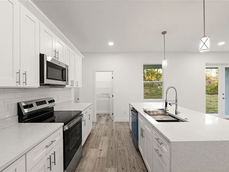 5352 Lowell Ave — Photo 21