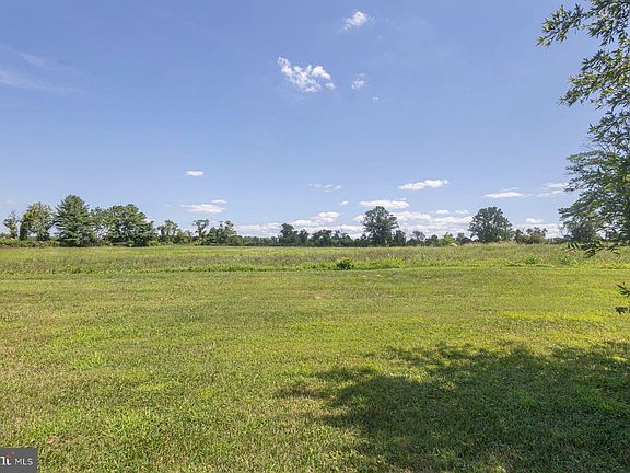 5th image of 6064 Saw Mill Rd