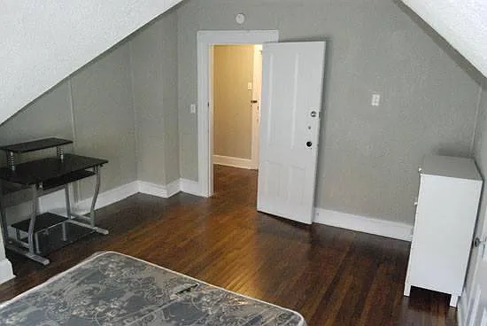17 Edwards St — Photo 12