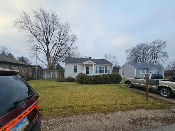 491 Crystal Ave, South Elgin, IL 60177