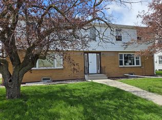 1095 Gillingham Rd APT D, Neenah, WI 54956