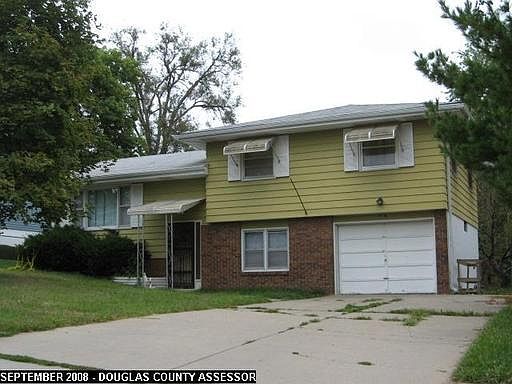 1st image of 4481 Hillsdale Ave