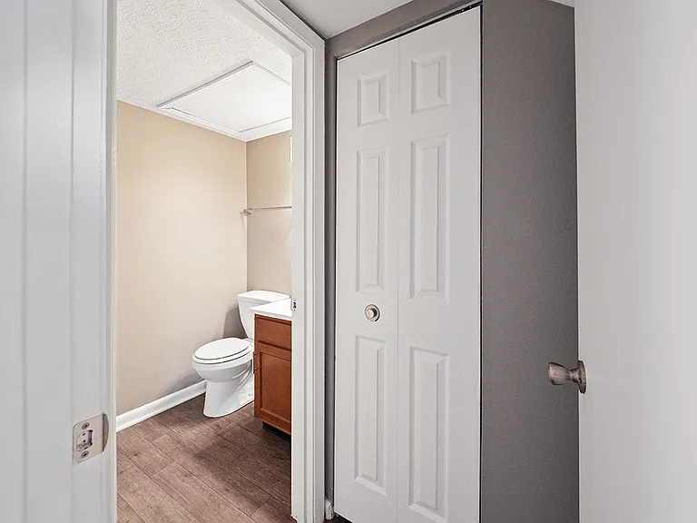Huntley Ridge Townhomes — Photo 15