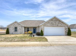 17915 Laredo Rd, Neosho, MO 64850
