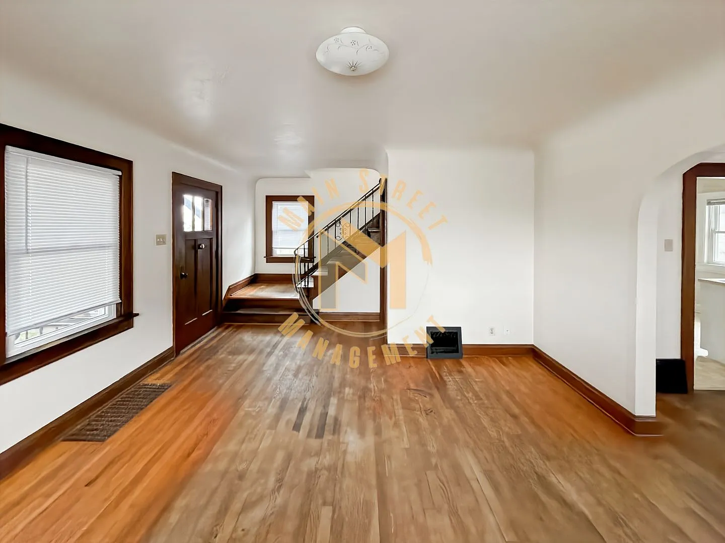 Application Review in Progress 2 Bed 1 Bath Single Family Home — Photo 3