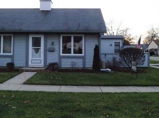 113 Garden Dr, Montgomery, IL