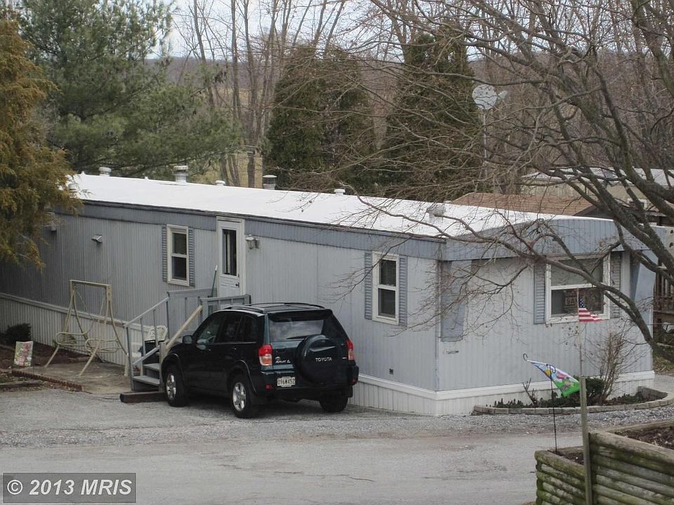 2nd image of 45 W Mayer Dr