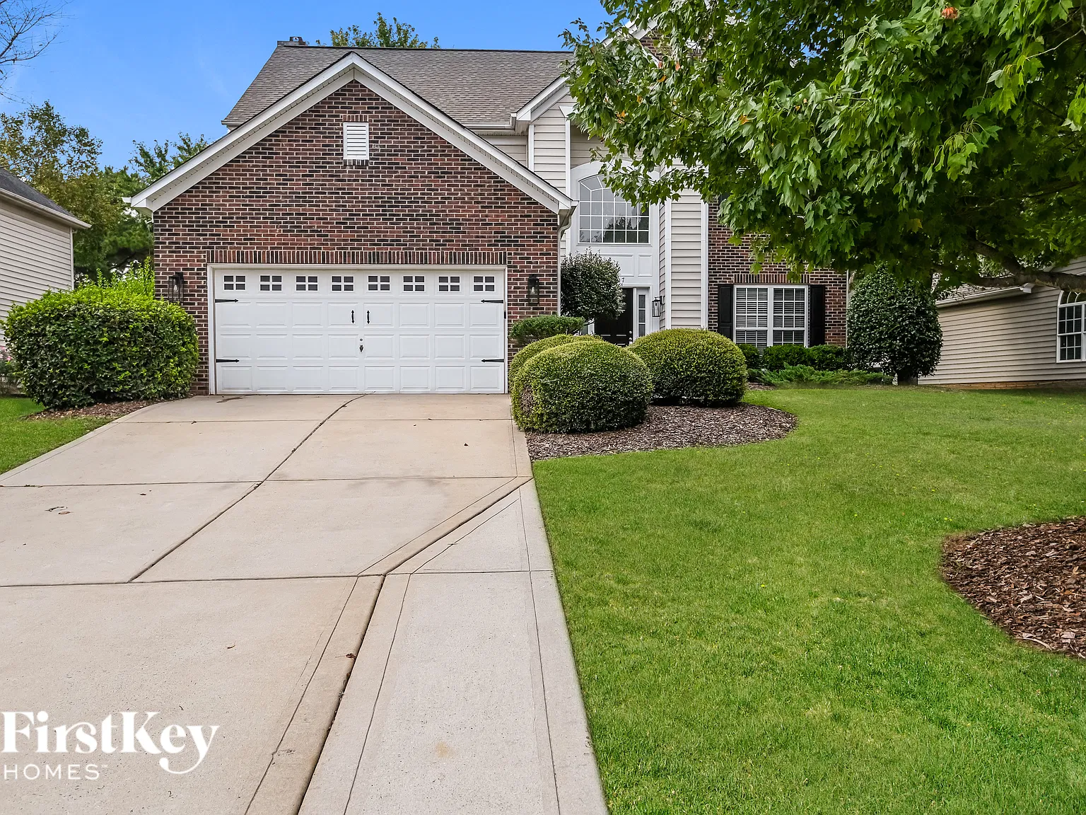 4 bed, 2.5 bath, 2406 sqft, $3,060 — Photo 1