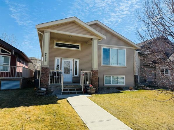 4609 W 6th St, Coalhurst, AB T0L 0V2