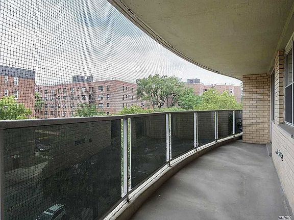 3rd image of 66-36 Yellowstone Blvd APT 8F