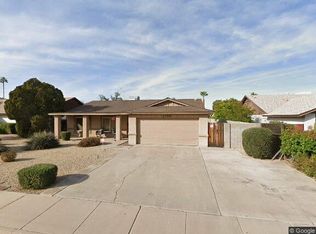 2706 E Cactus Rd, Phoenix, AZ 85032