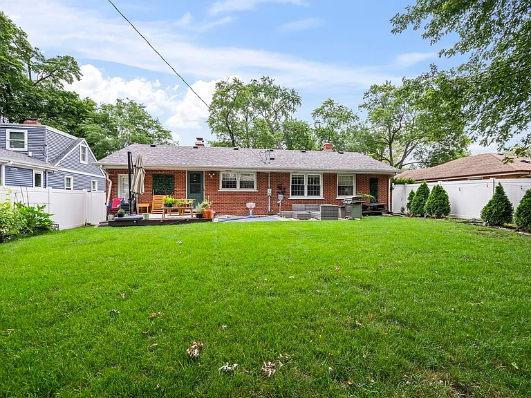 632 N Hickory Ave — Photo 26