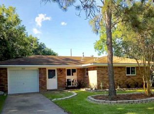 202 Prune St, La Marque, TX 77568