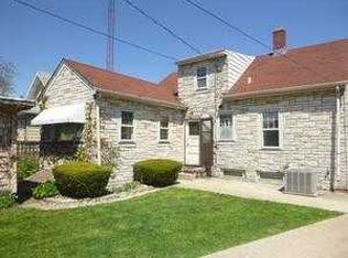 2413 75th St, Kenosha, WI 53143