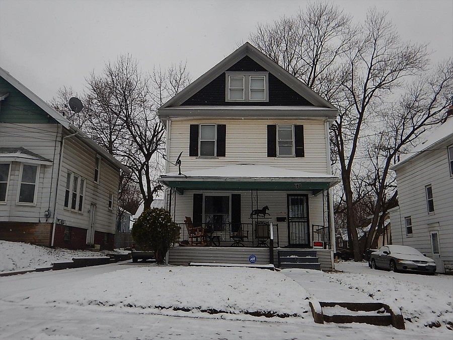 1st image of 182 Henry St
