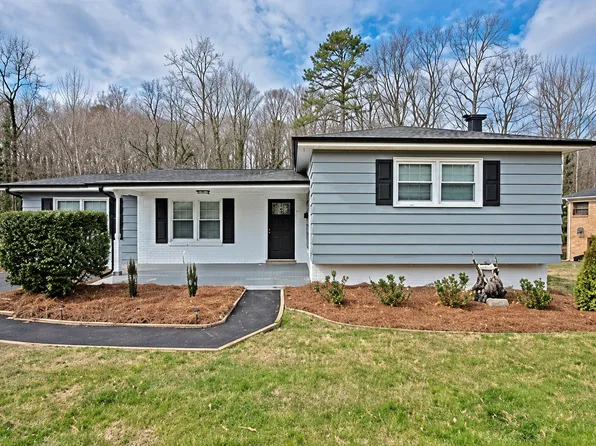 1404 Nottingham Rd, Kannapolis, NC 28081