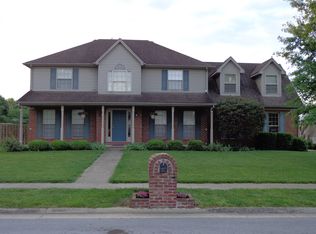 743 Eureka Dr, Versailles, KY 40383