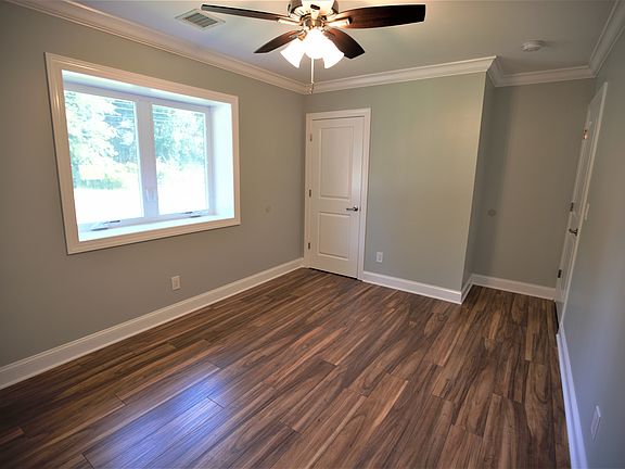 5th image of 2212 Adams Ave