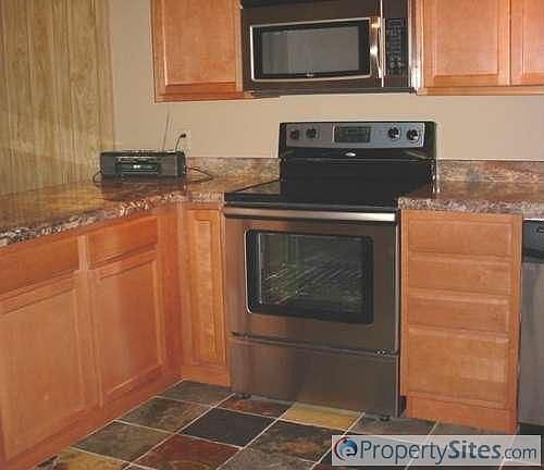 4th image of 1040 E Chalet Pl