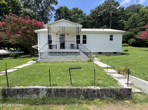 2301 Mitchell Rd, Mascot, TN 37806