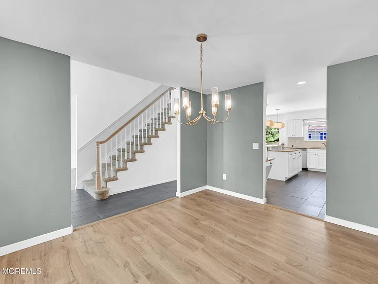 248 Compass Rd — Photo 17