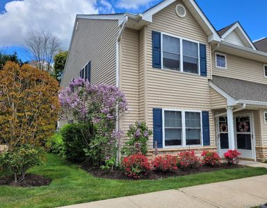 1 Morley Circle, Melville, NY, 11747