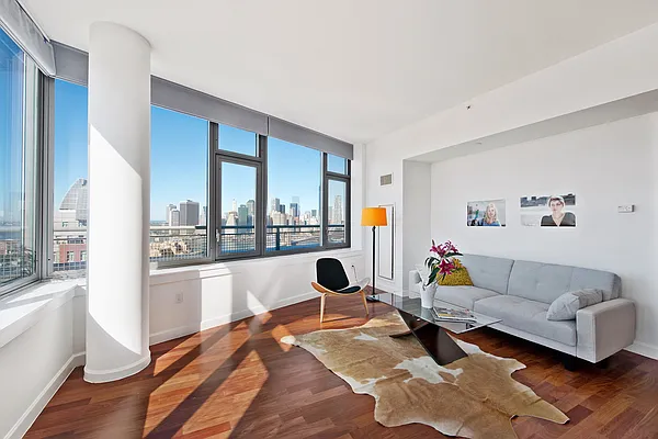 Sold by Nest Seekers International | media 23