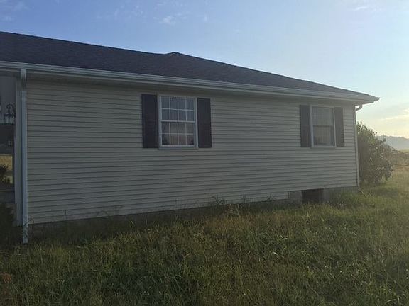 2nd image of 181 Villa Dr