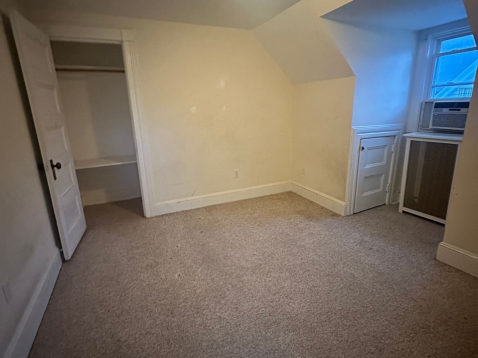 1st image of 749 Palisade Ave #3