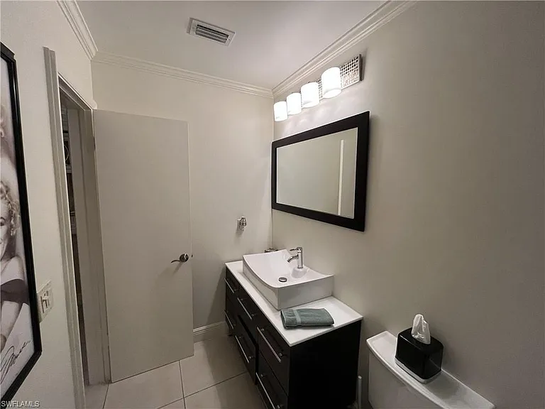 1666 Osprey Ave #203 — Photo 11