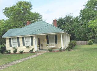 220 N 29th St, Opelika, AL 36801