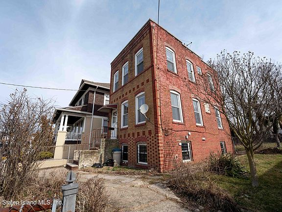 3rd image of 29 Windom Ave