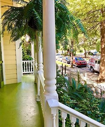 4th image of 716 Esplanade Ave