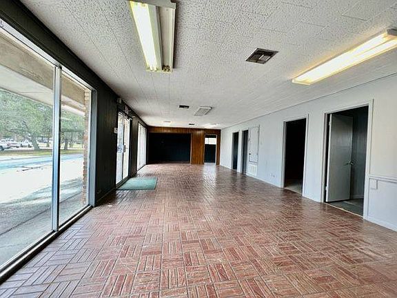 4th image of 823 9th St