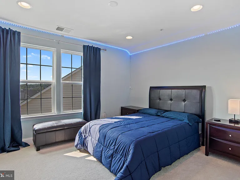 14202 Bentley Park Dr — Photo 37
