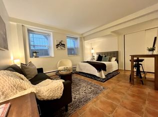 1800 Massachusetts Ave APT 4, Cambridge, MA 02140