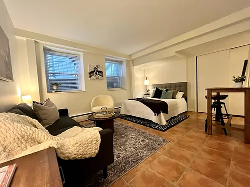 1800 Massachusetts Ave #4 Photo 1