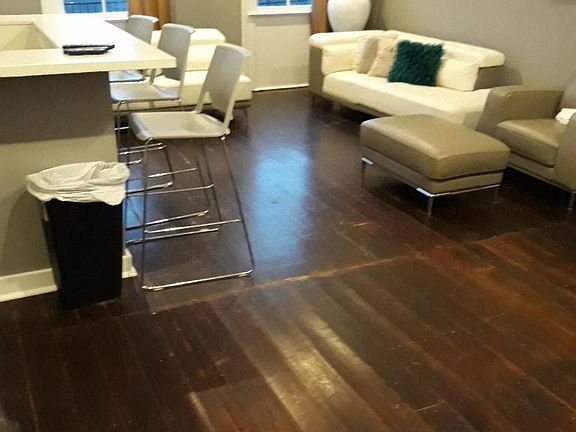 3rd image of 1832 2nd St #C