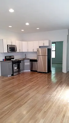 Rented by Urban Ambiance | media 8