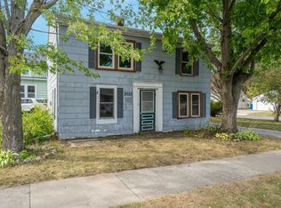2033 Plymouth St, Oshkosh, WI 54901