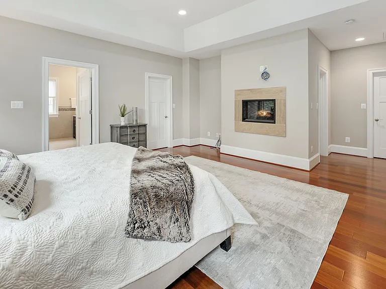 2233 Van Buren Ct — Photo 32