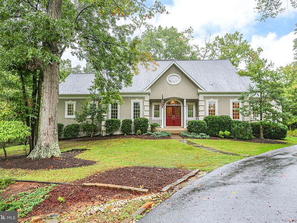 1st image of 8201 Bayonet Point Ct