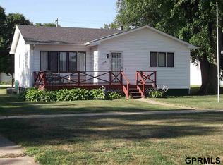 1009 N St, Tekamah, NE 68061