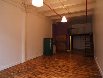 Rented by Joel Weisz, LREB